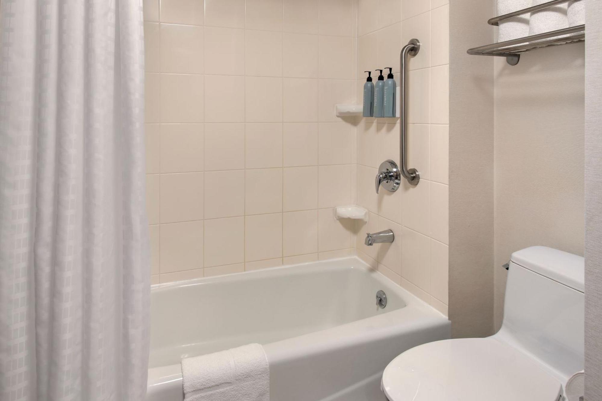 Fairfield Inn By Marriott New York Laguardia Airport/Flushing Exterior foto