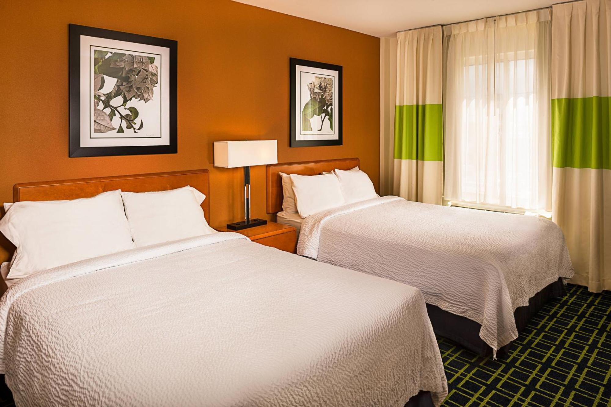 Fairfield Inn By Marriott New York Laguardia Airport/Flushing Exterior foto